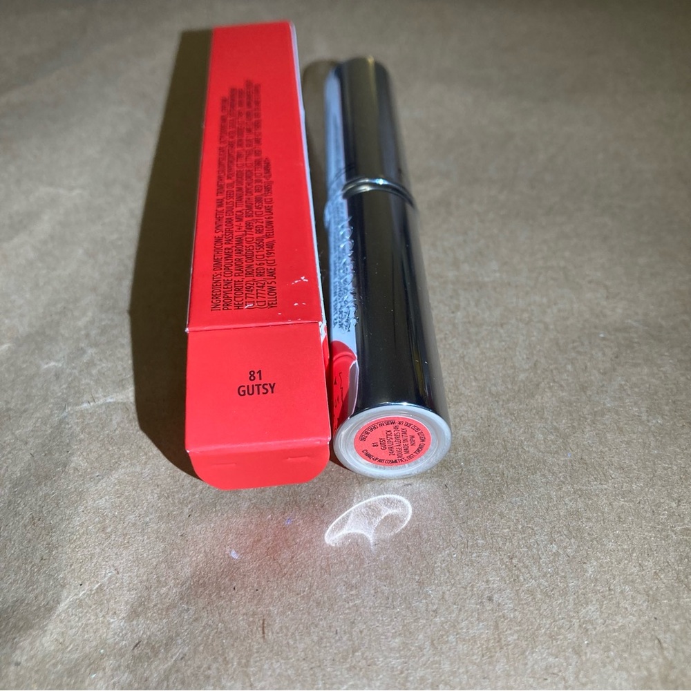 Mac lipstick - Picture 2 of 3